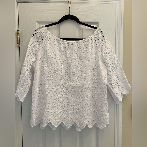 Vineyard Vines - White Lace embellished blouse - size XL - Picture 3 of 8